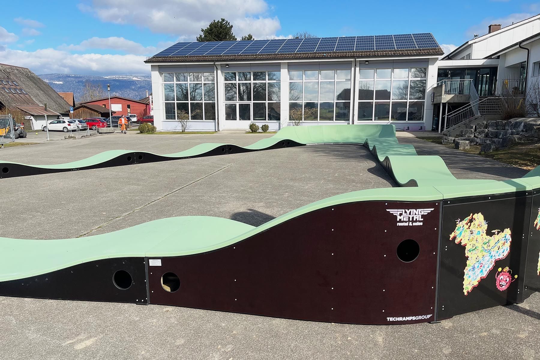 Pumptrack Family - Oberwil bei Büren (Elveția) – foto 3