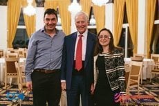 Anamaria și Liviu Olos împreună cu Brian Tracy